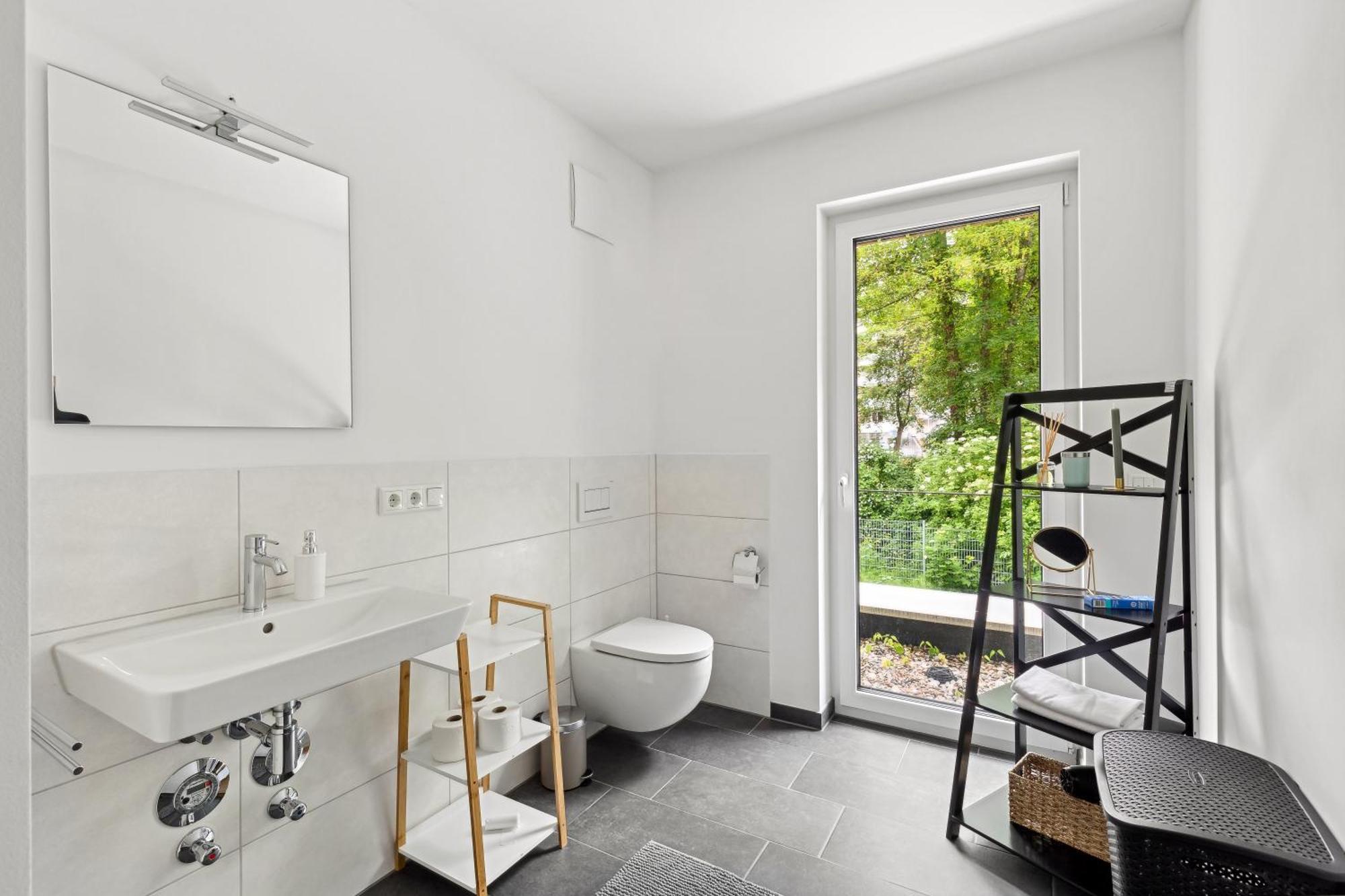 Sali-Homes R5 - New Build With Terrace In City Center ไบรอยท์ ภายนอก รูปภาพ